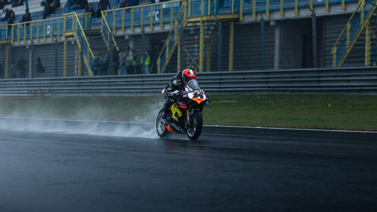 Lowes heads to Holland with high hopes of success 11