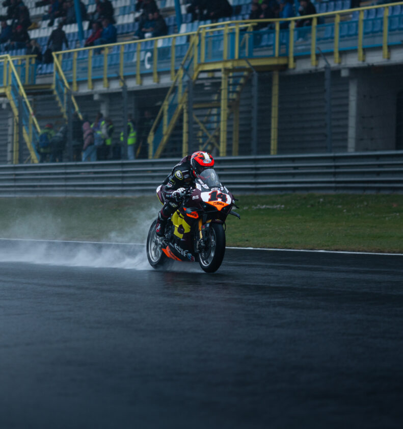 Lowes heads to Holland with high hopes of success 1