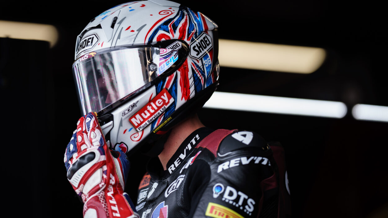 13th for Dixon after trickly Silverstone qualifying 11