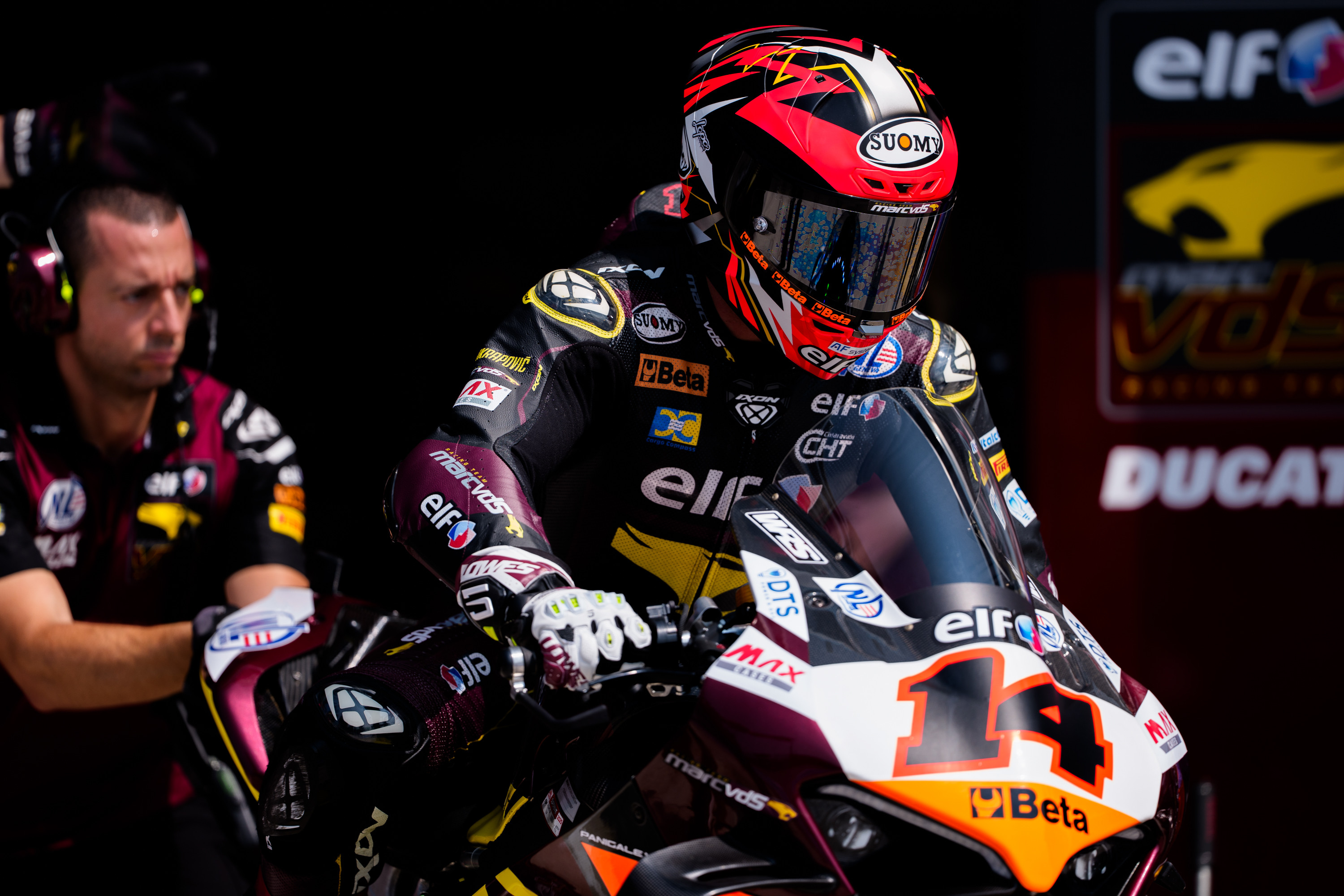 Mixed fortunes for Lowes on opening day in Misano 1