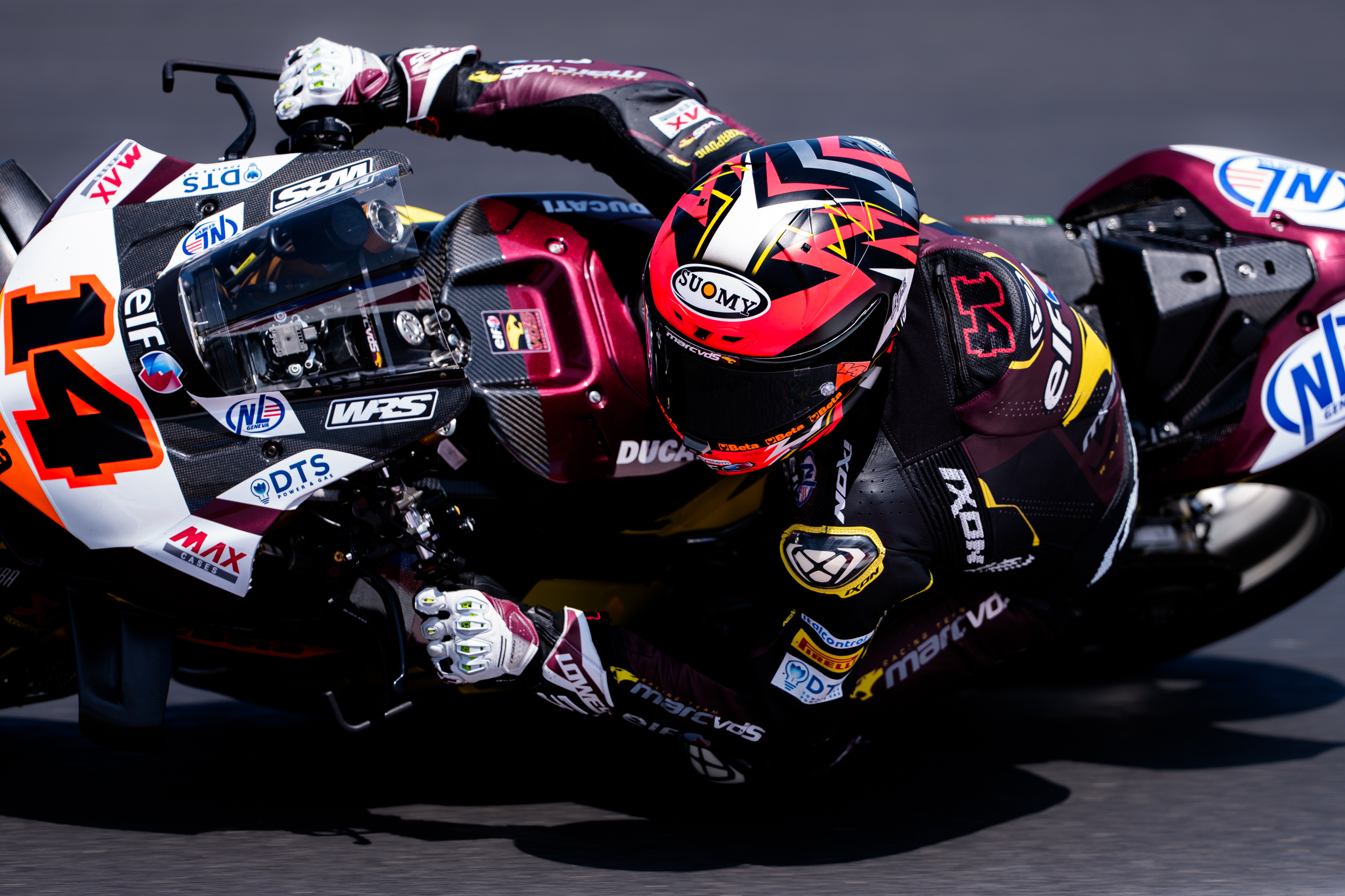 Home hero Lowes ready to deliver at Donington 1
