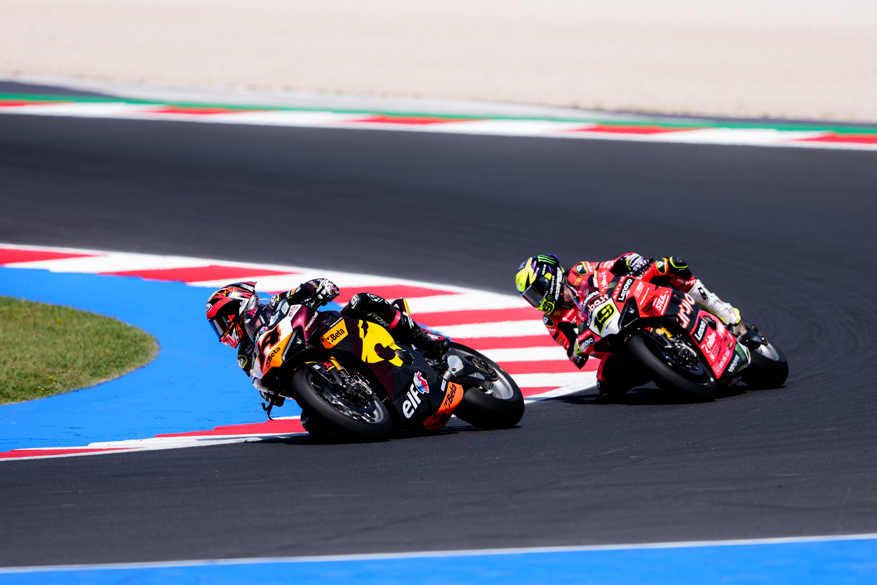 Lowes fights for top six at baking hot Misano 1
