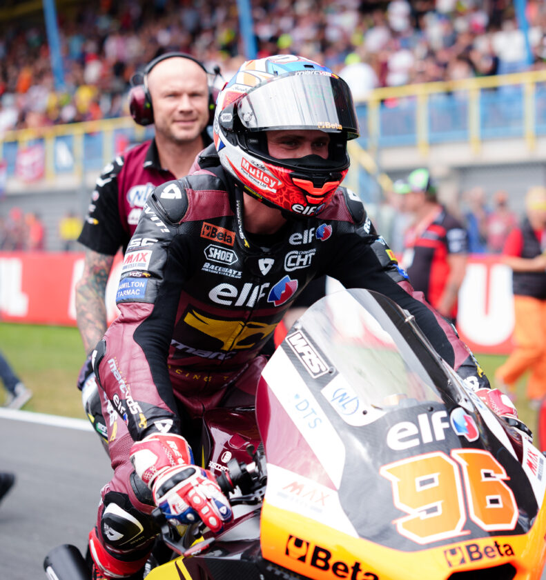 Fighting fourth for Dixon in tense Dutch outing 1
