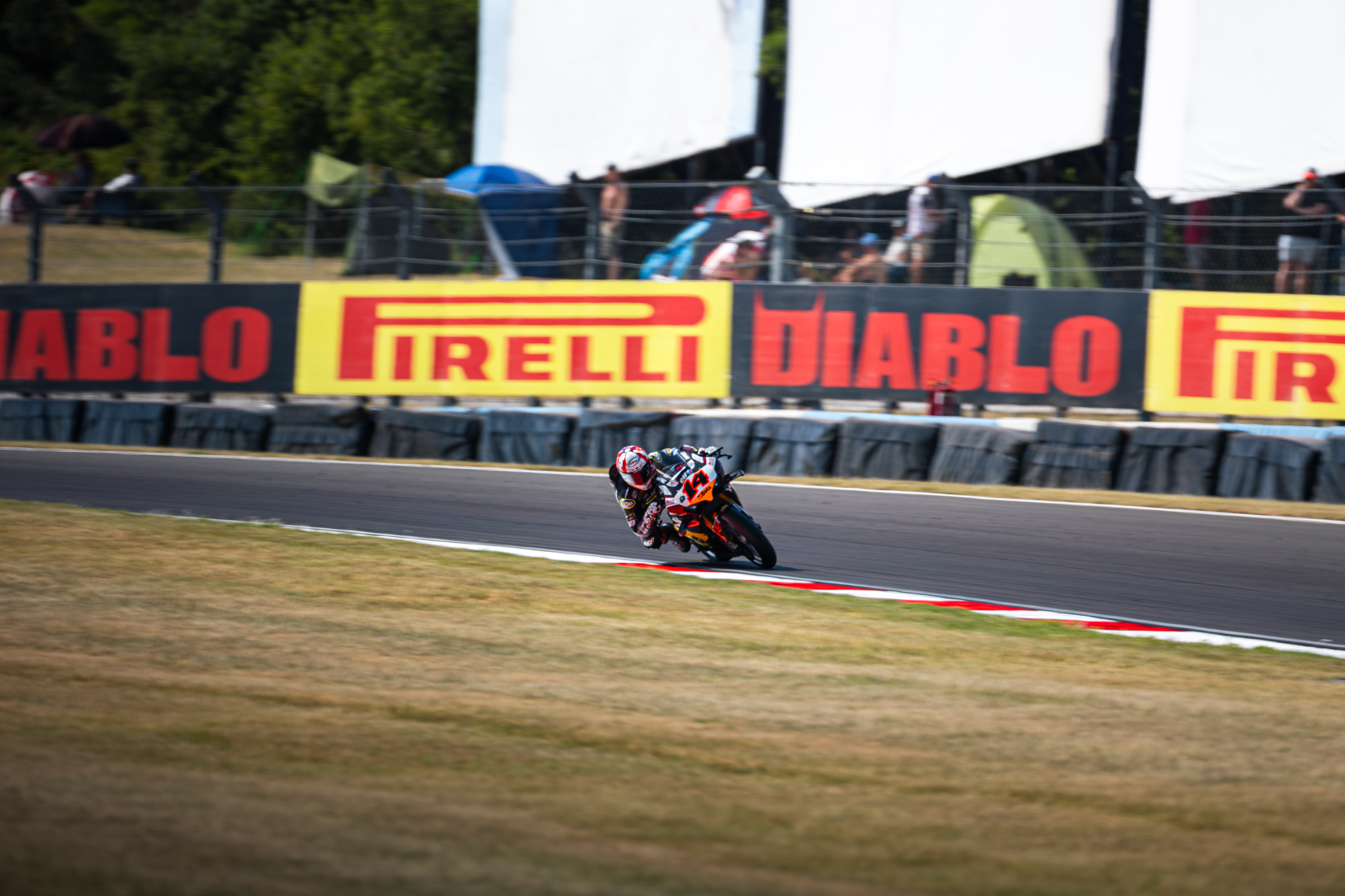 2025 WorldSBK Round 7 - Donington Park 1