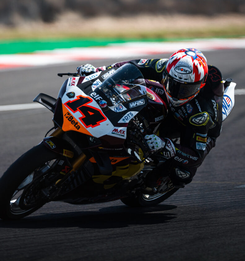Lowes thrills home crowd on day one at Donington 1