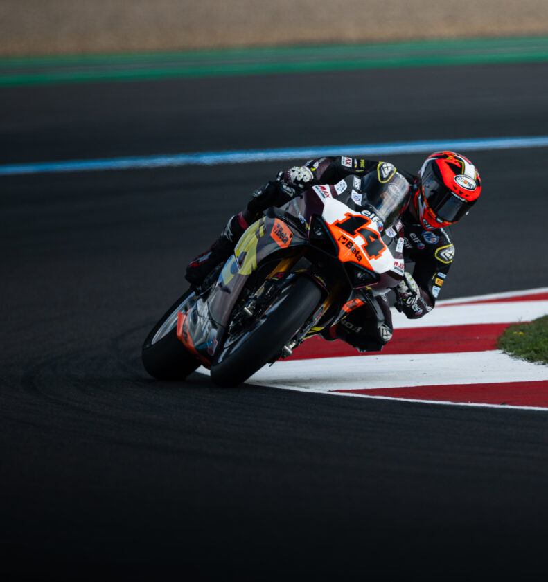 Rapid Lowes makes flying start in France 1