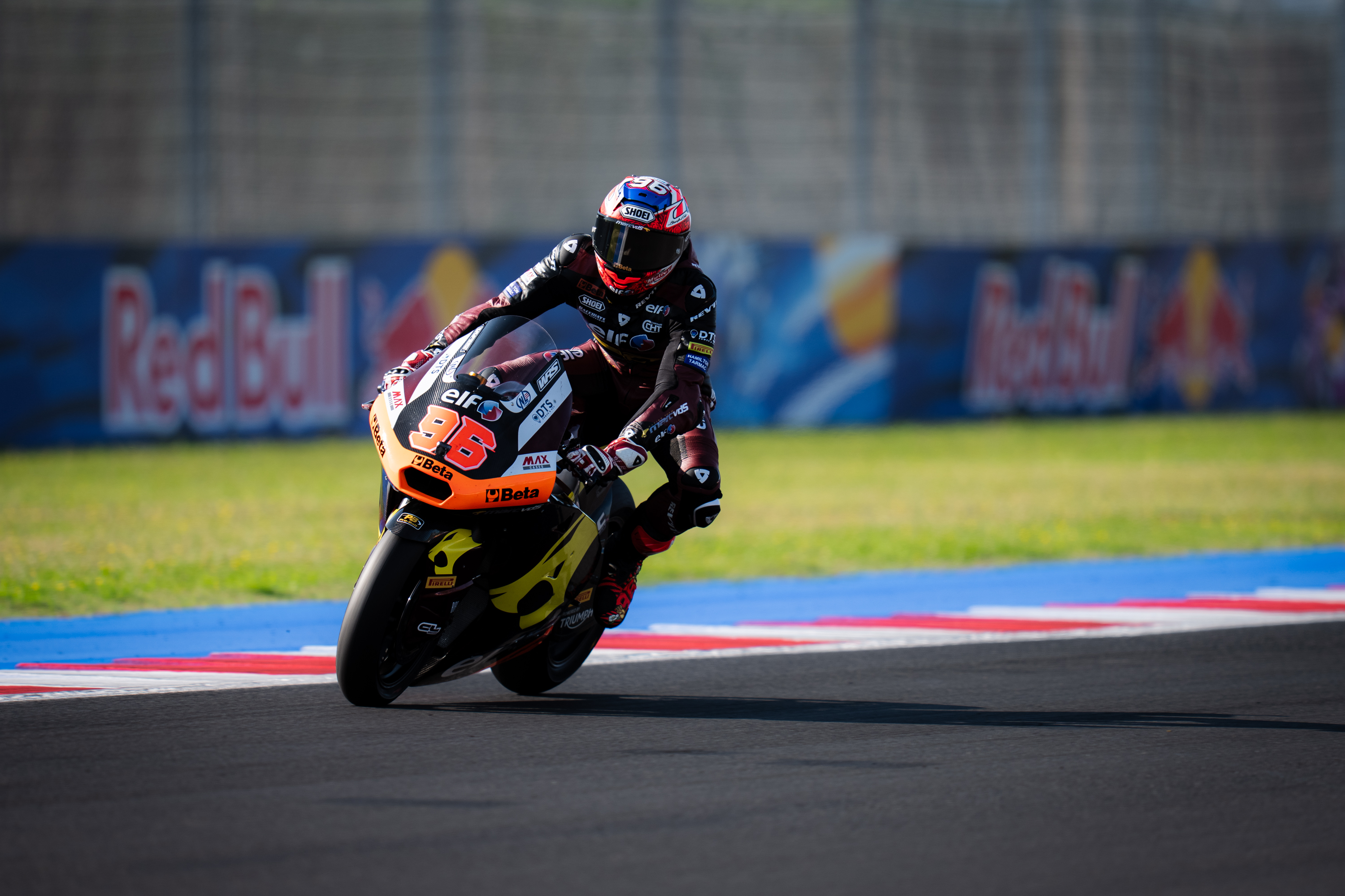 Dixon to launch podium challenge from third row 1