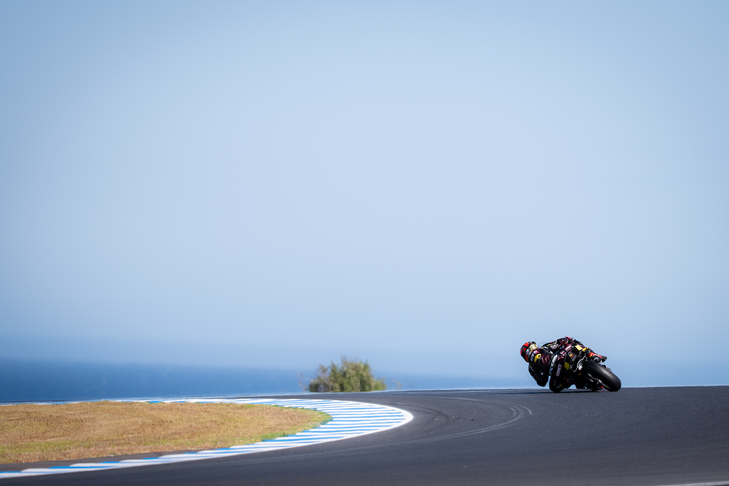 Lowes excited to race after Phillip Island test boost 1