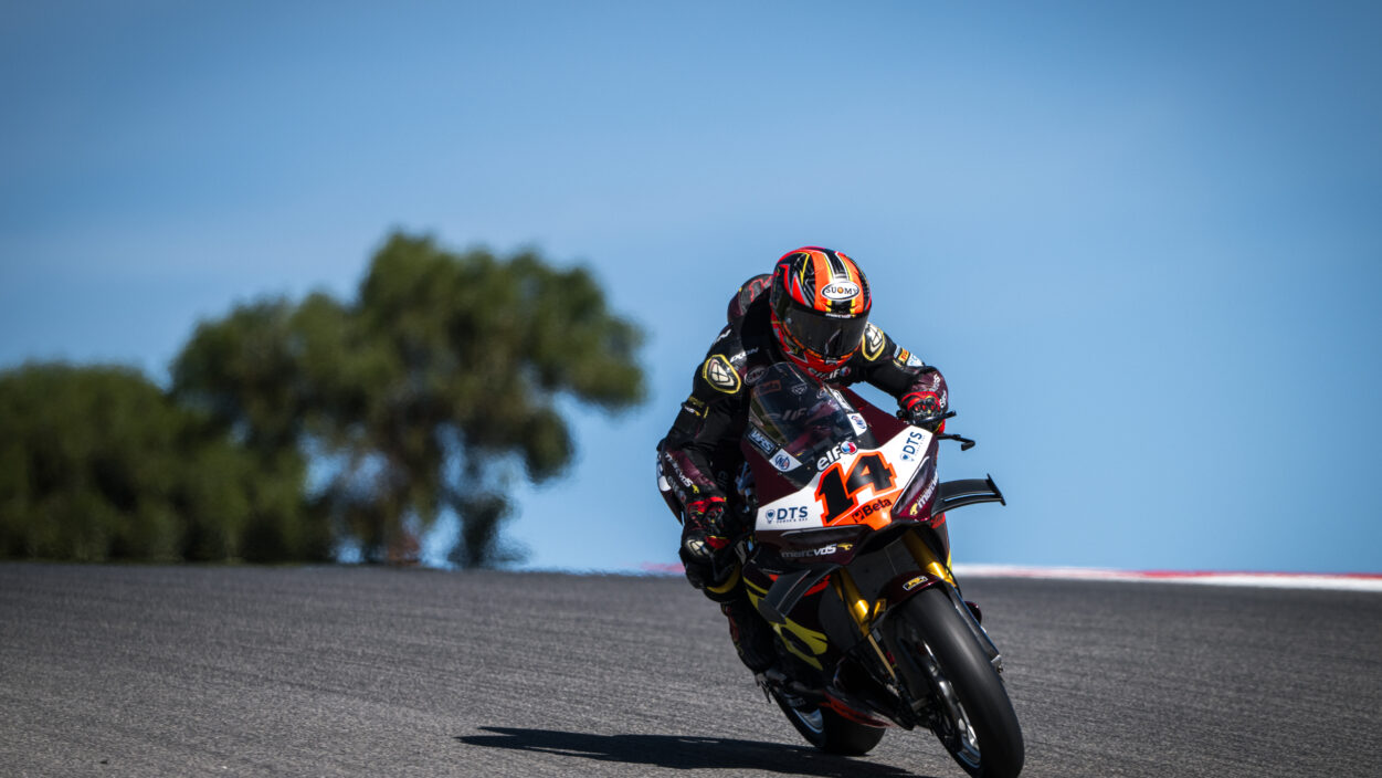 Scintillating Lowes tops both Friday sessions in Portimao 19