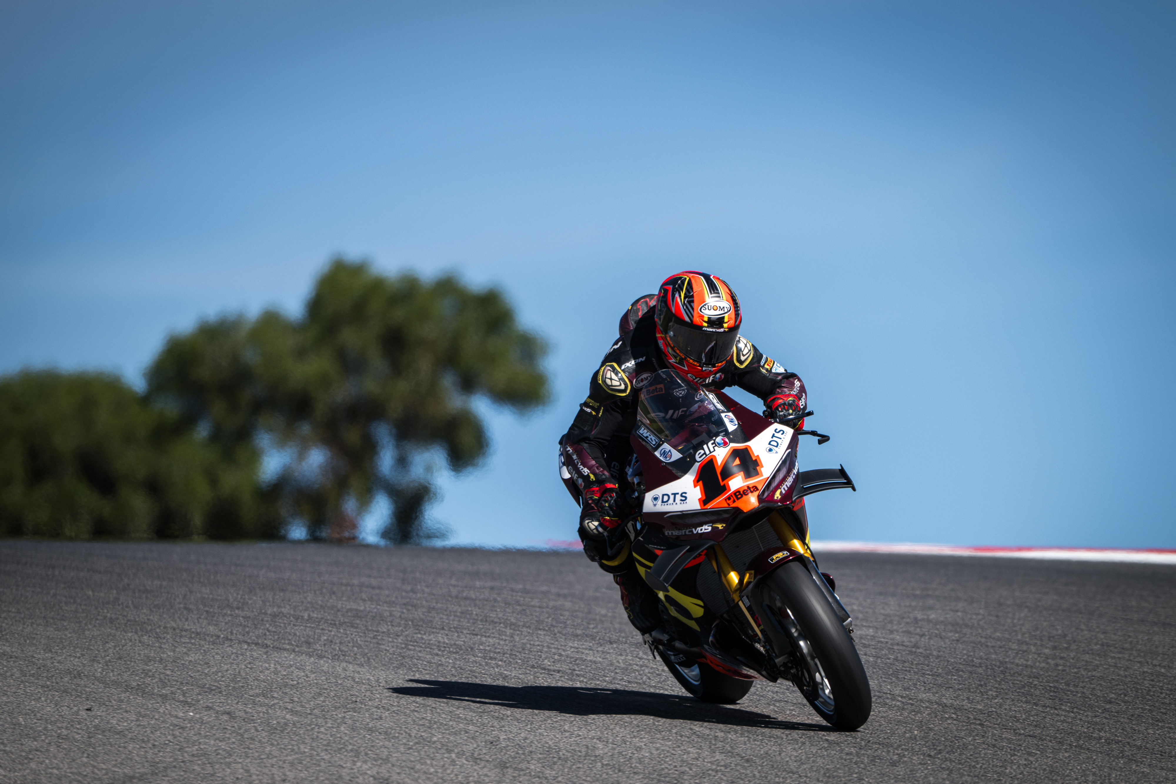 Scintillating Lowes tops both Friday sessions in Portimao 1