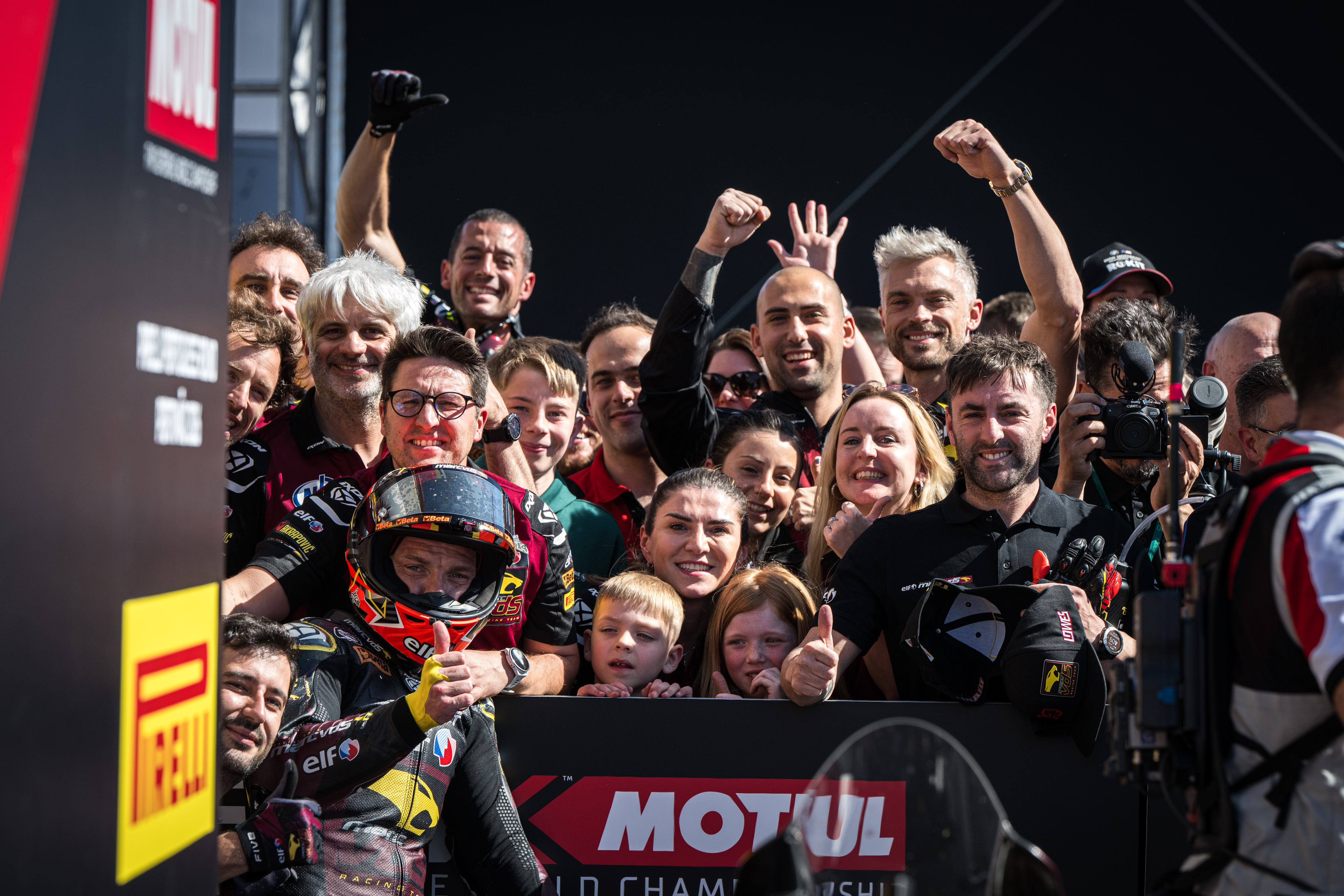 Lowes powers to double top five in Portugal 1