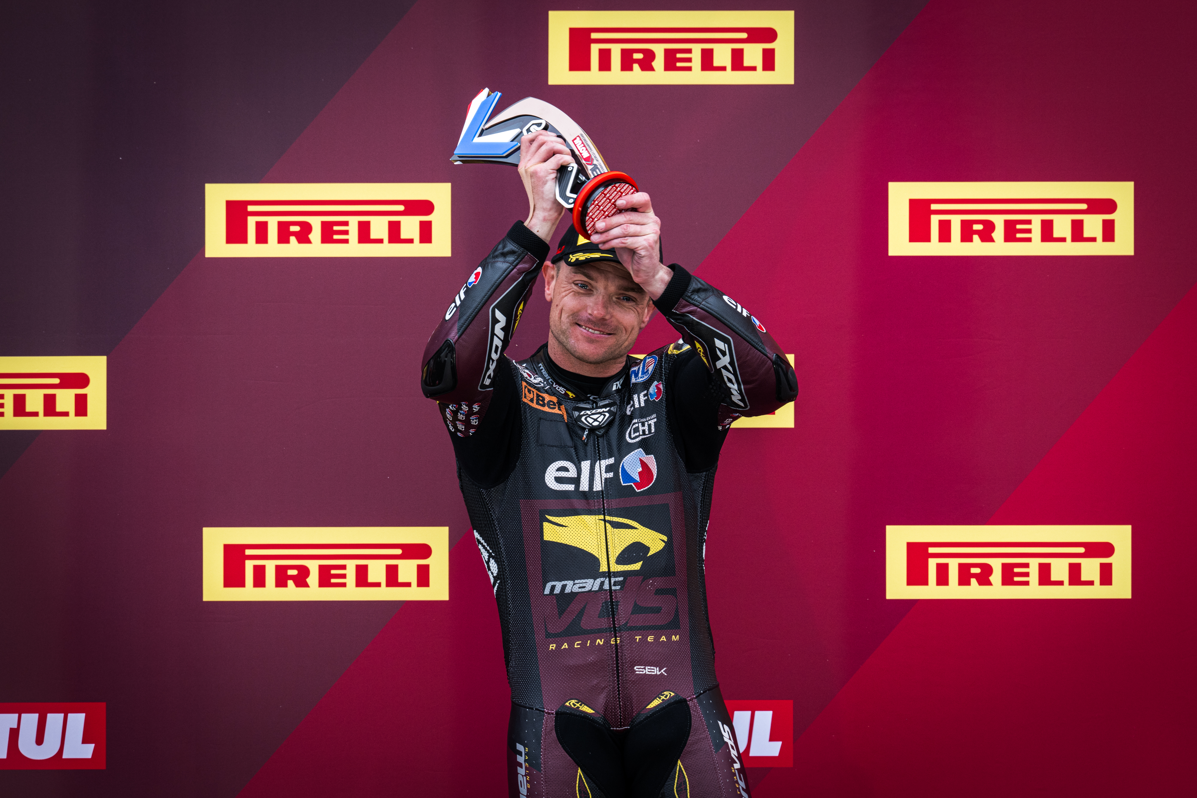 Dutch delight for Lowes in dramatic Assen opening race 1