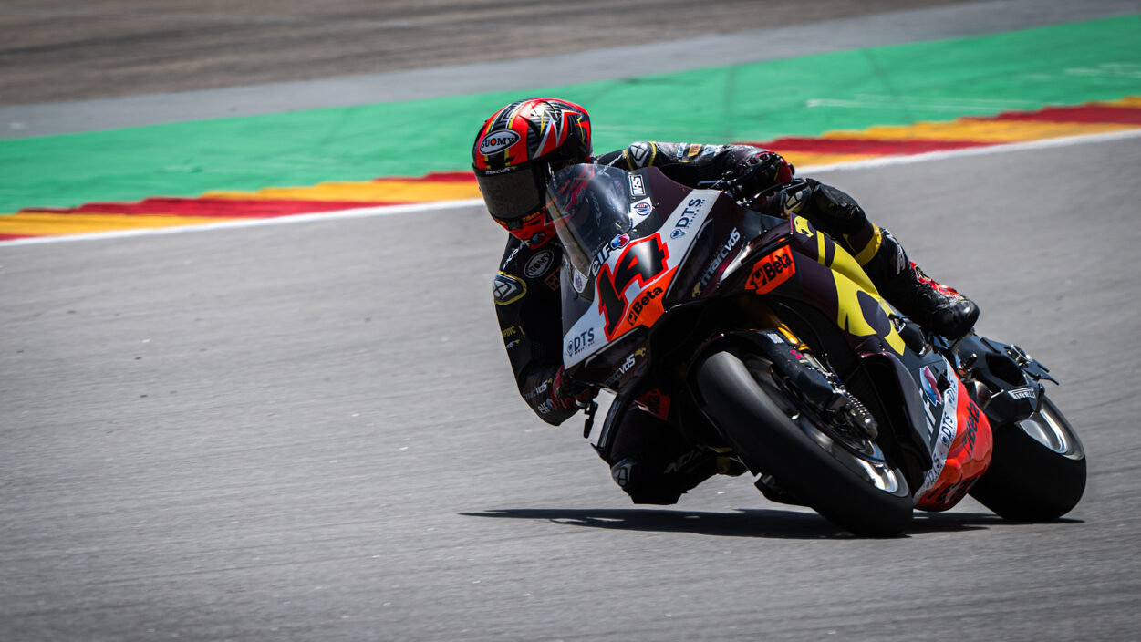 Lowes fast and confident in sweltering Aragón sunshine 11