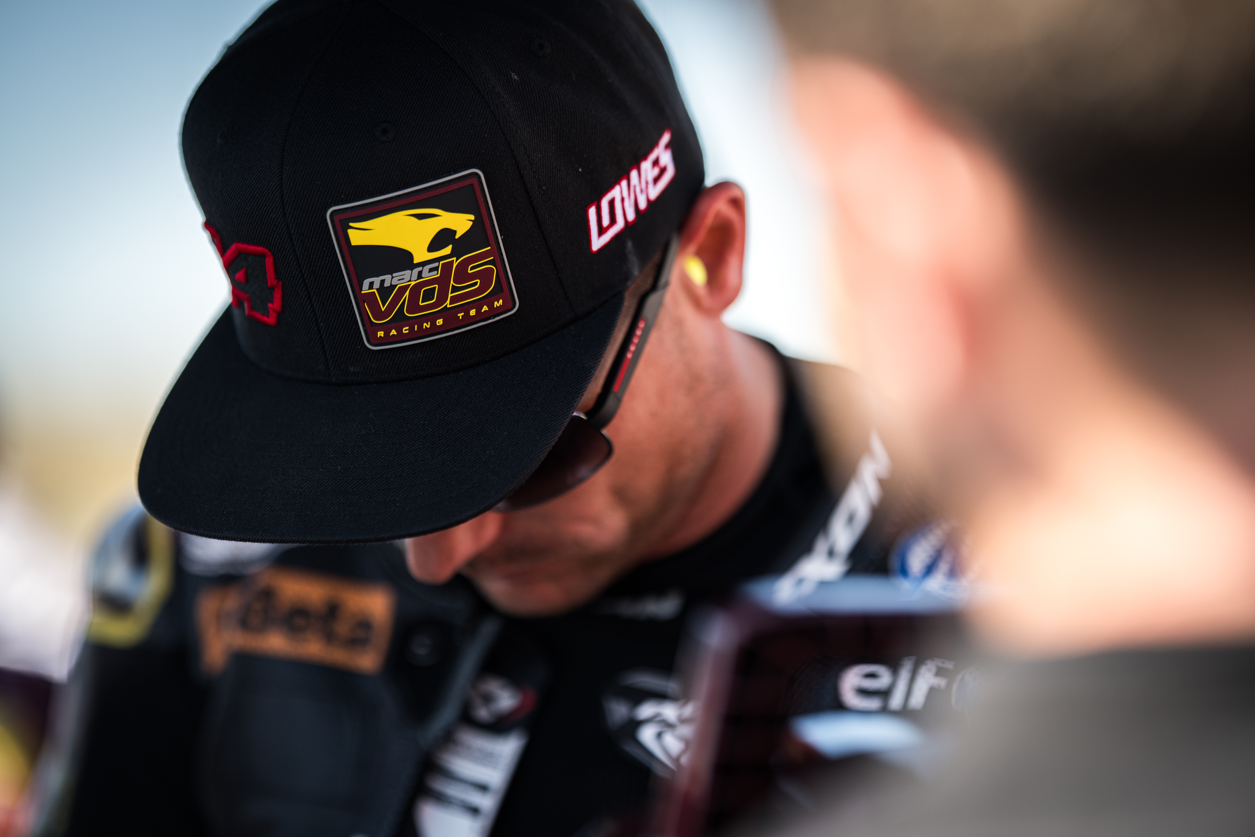 No reward for Lowes on rollercoaster Saturday in San Marino 1