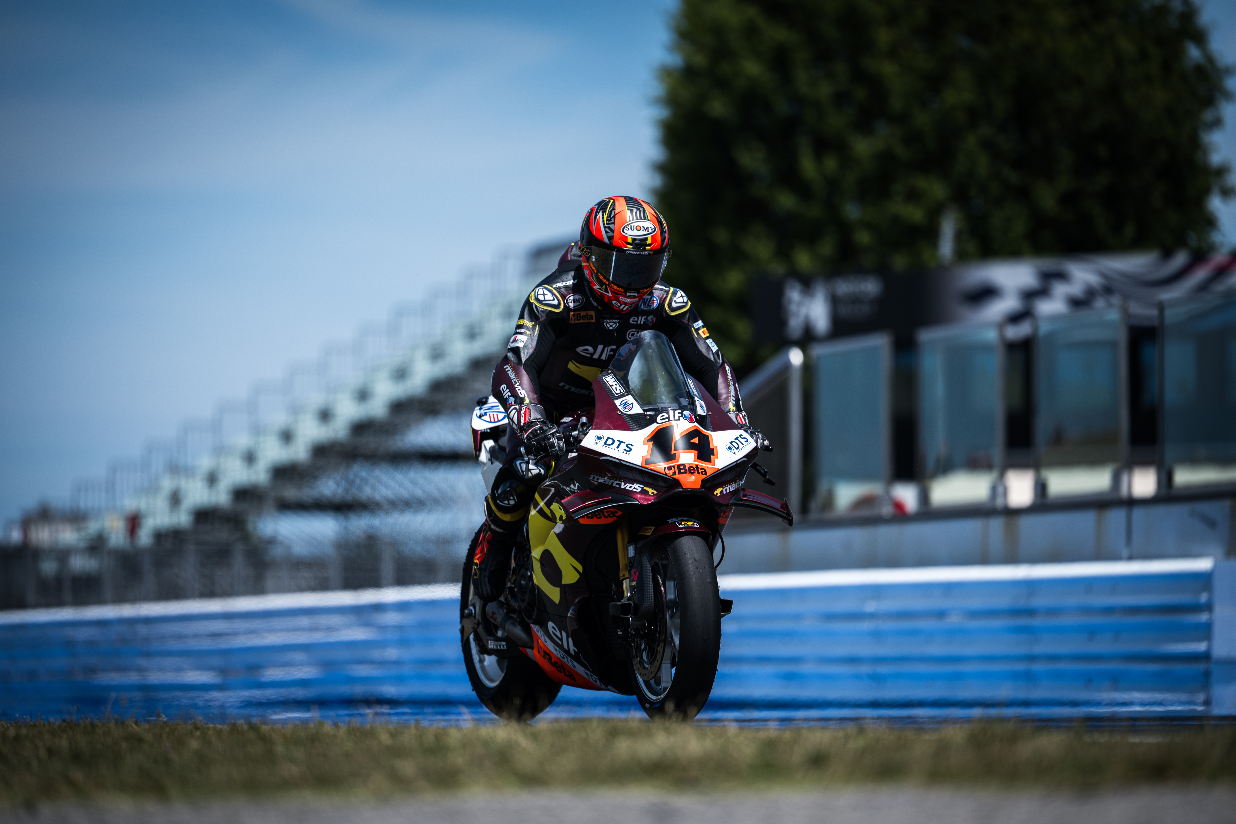 Late charge lands important top 10 for Lowes in Misano 1