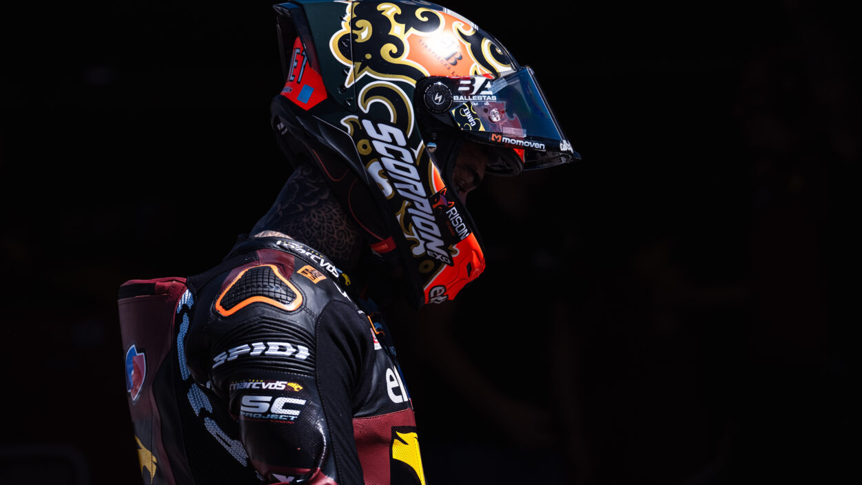 Marc VDS duo facing Sunday fightback in Brno 15
