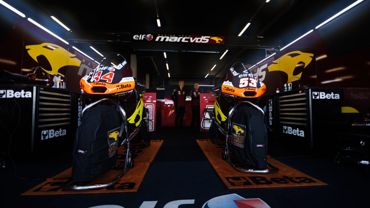 Tough Silverstone Saturday for Marc VDS duo 15